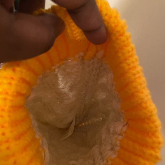 Pittsburgh Steelers beanie hat - Picture 3 of 5